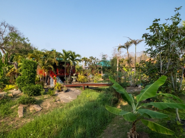 Tranquil Garden Estate: Traditional Thai Living in Chiang Mai-TNP-D1201