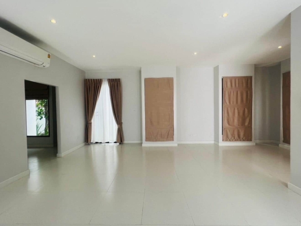5 Bedroom Pool Villa in World Club Hang Dong-TNP-D1061