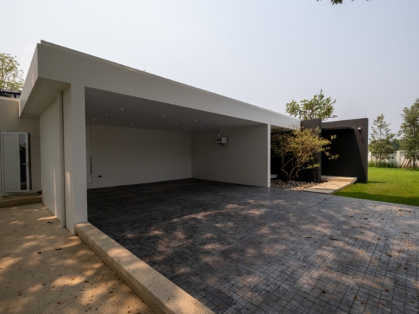 Modern Luxury Pool Villa with Panoramic Doi Suthep Views-TNP-D1212