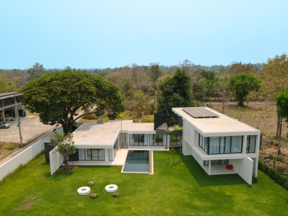 Modern Luxury Pool Villa with Panoramic Doi Suthep Views-TNP-D1212