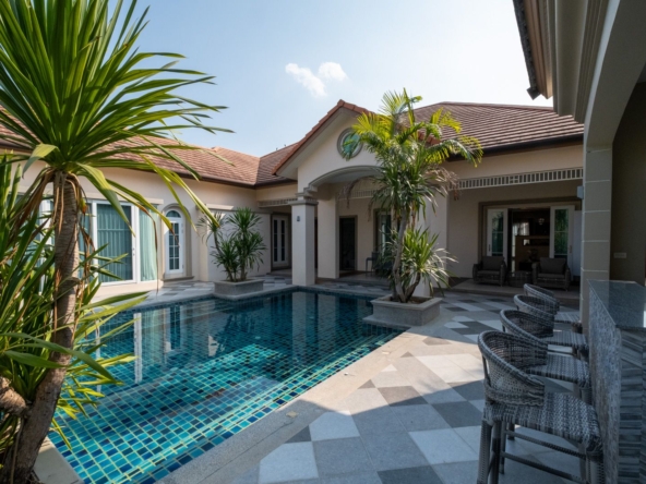 Lakeside Luxury 3-Bedroom: Exclusive Pool Villa in Mae Rim-TNP-D1198