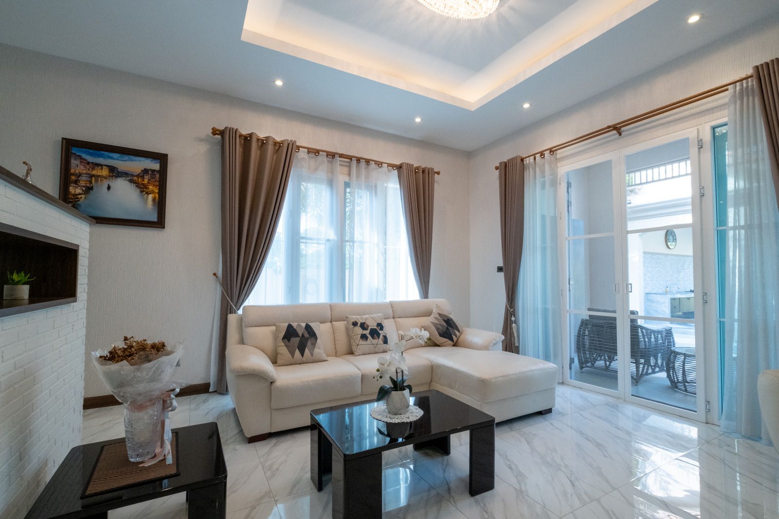 Lakeside Luxury 3-Bedroom: Exclusive Pool Villa in Mae Rim-TNP-D1198