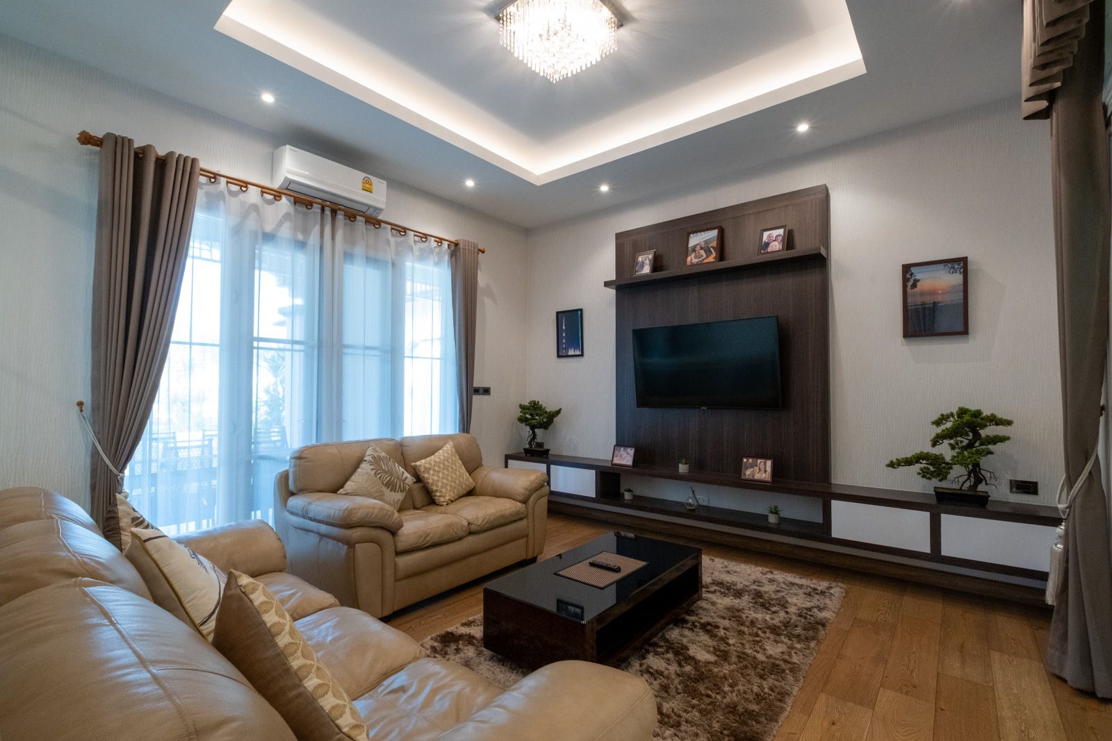 Lakeside Luxury 3-Bedroom: Exclusive Pool Villa in Mae Rim-TNP-D1198