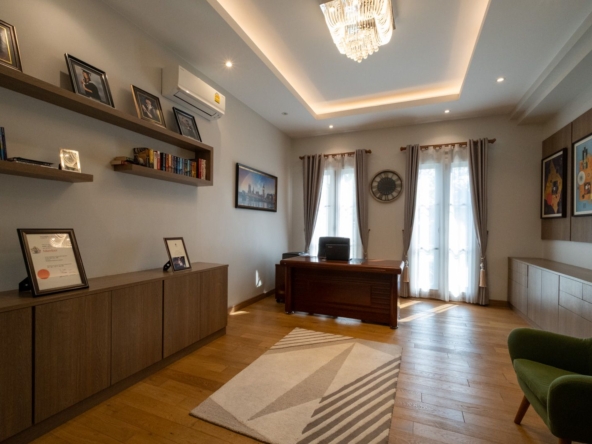 Lakeside Luxury 3-Bedroom: Exclusive Pool Villa in Mae Rim-TNP-D1198
