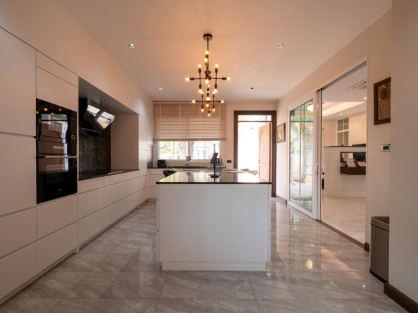 Lakeside Luxury 3-Bedroom: Exclusive Pool Villa in Mae Rim-TNP-D1198