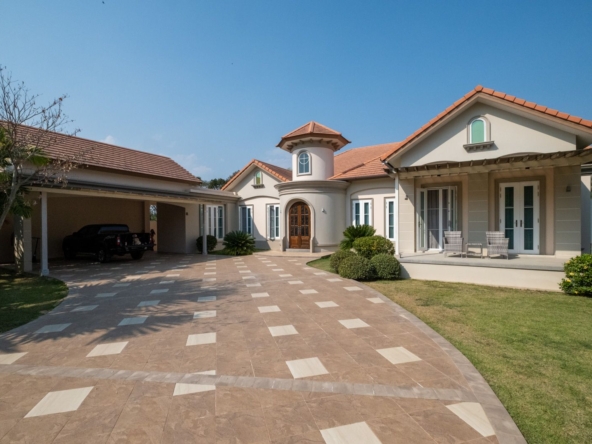 Lakeside Luxury 3-Bedroom: Exclusive Pool Villa in Mae Rim-TNP-D1198