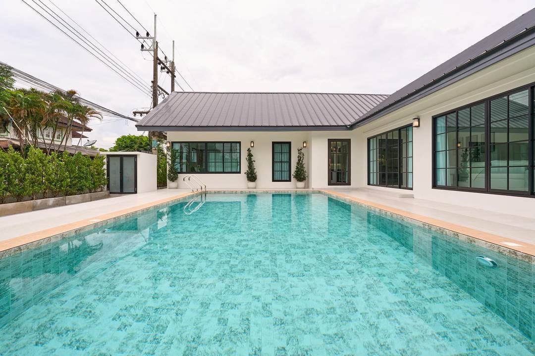 Exclusive 3-Bed Pool Villa in Don Kaew