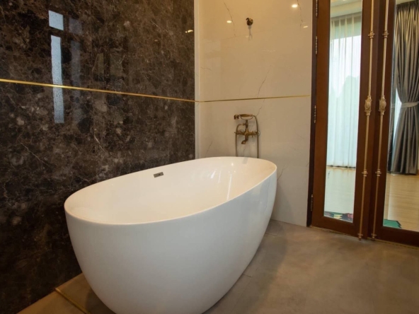 3 Bedroom Pool Villa in Beyond Village San Kamphaeng-TNP-D1095
