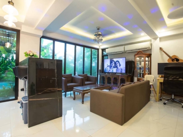 3 Bedroom Pool Villa in Beyond Village San Kamphaeng-TNP-D1095