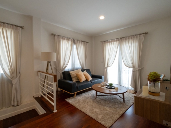 Elegant Chiang Mai Family Home: A Blend of Comfort and Convenience-TNP-D1206