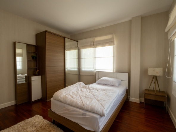 Elegant Chiang Mai Family Home: A Blend of Comfort and Convenience-TNP-D1206