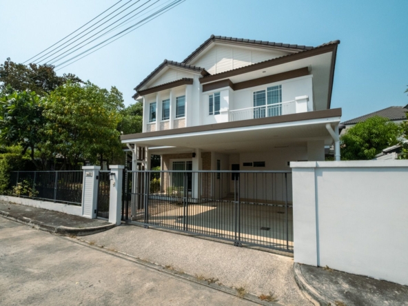 Elegant Chiang Mai Family Home: A Blend of Comfort and Convenience-TNP-D1206