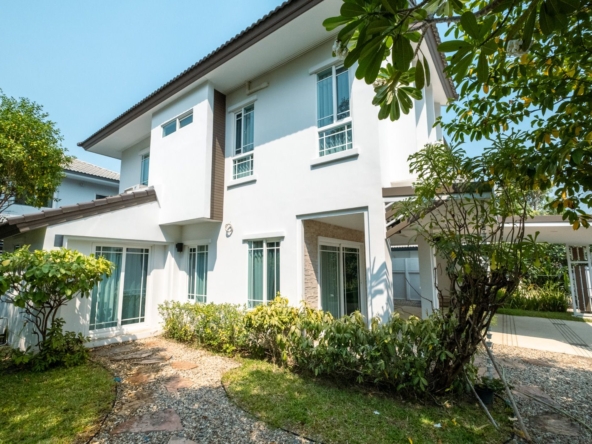 Elegant Chiang Mai Family Home: A Blend of Comfort and Convenience-TNP-D1206