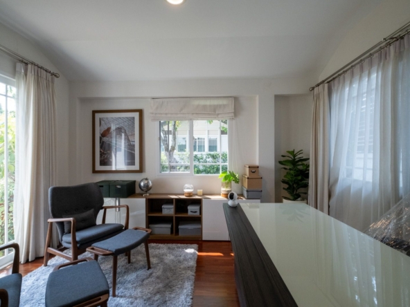 Elegant Chiang Mai Family Home: A Blend of Comfort and Convenience-TNP-D1206