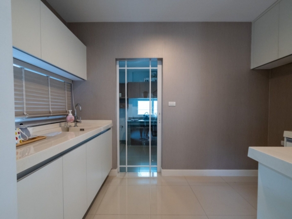 Elegant Chiang Mai Family Home: A Blend of Comfort and Convenience-TNP-D1206