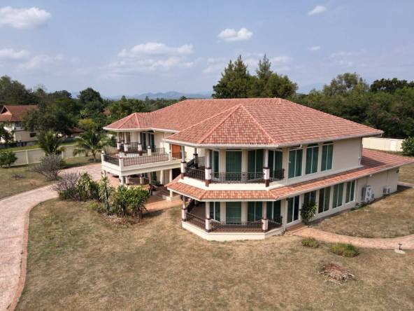 5 Bedroom