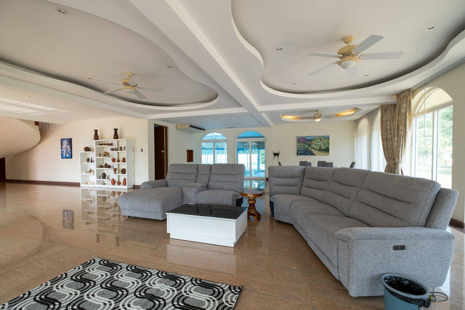 5 Bedroom