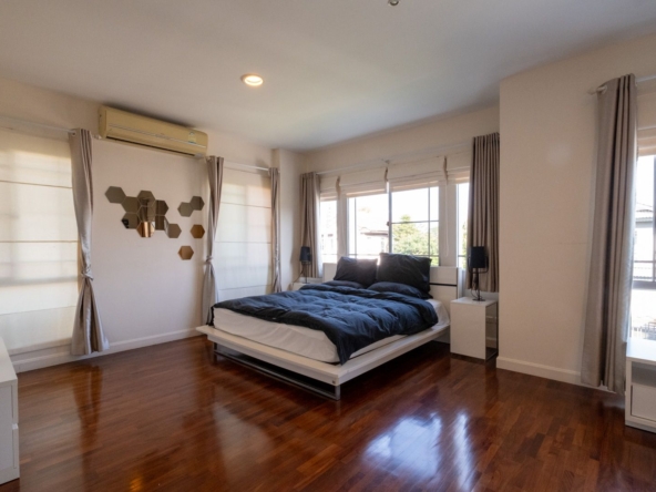 Modern 3-Bedroom Haven in Land and House