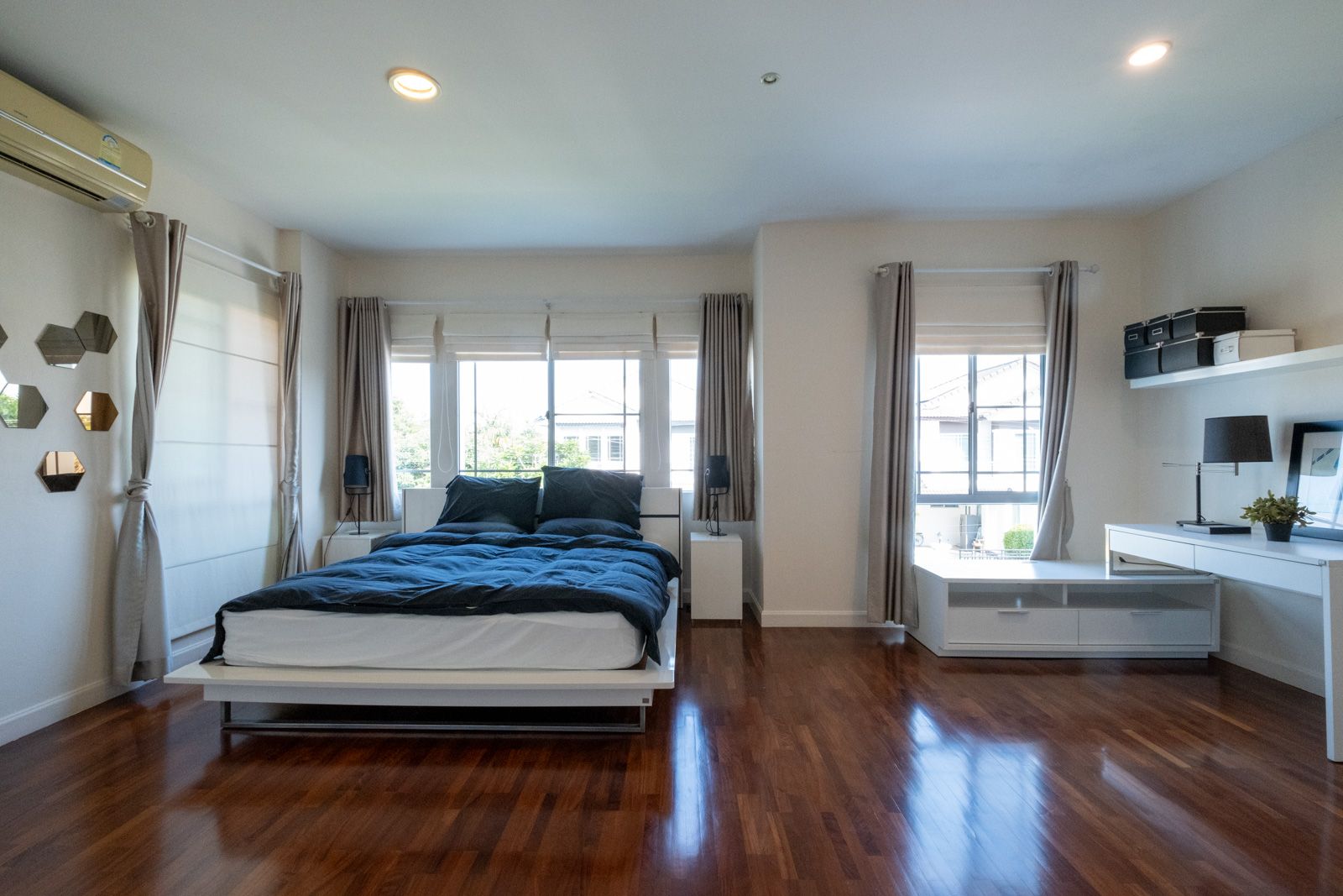 Modern 3-Bedroom Haven in Land and House