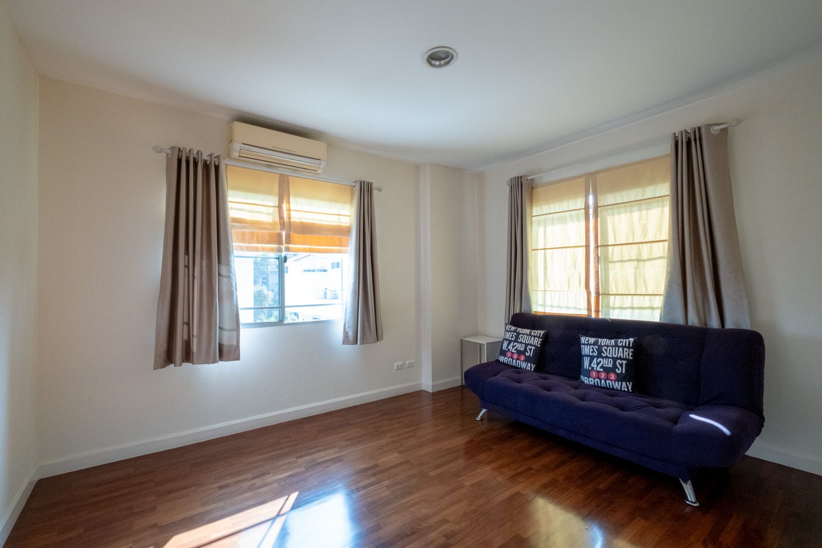 Modern 3-Bedroom Haven in Land and House