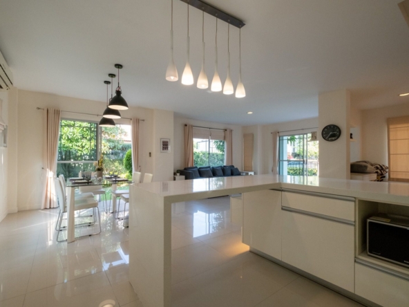 Modern 3-Bedroom Haven in Land and House