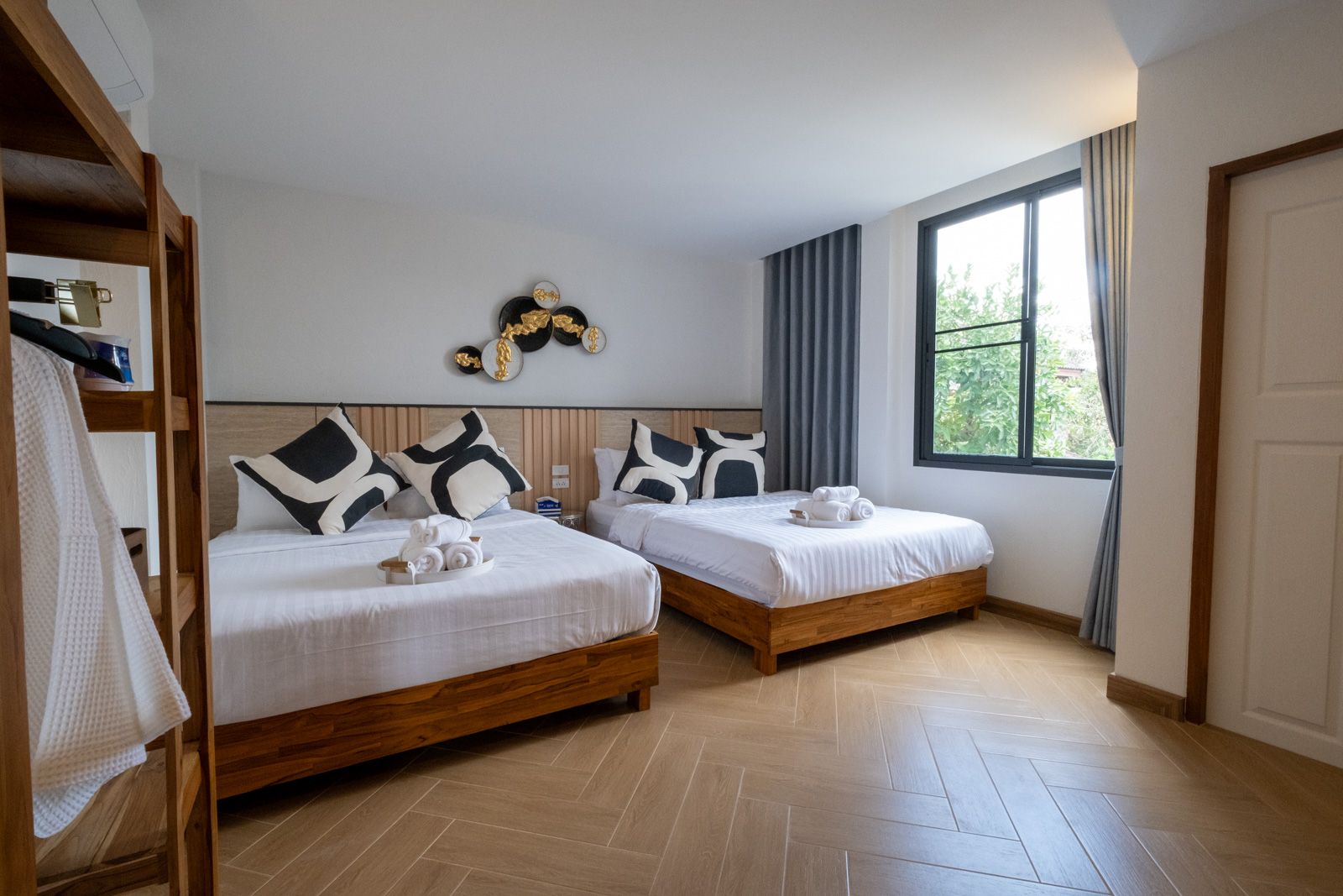 Exquisite New 3-Story Residence: Prime Chiang Mai Location & High-End Finishes-TNP-D1224
