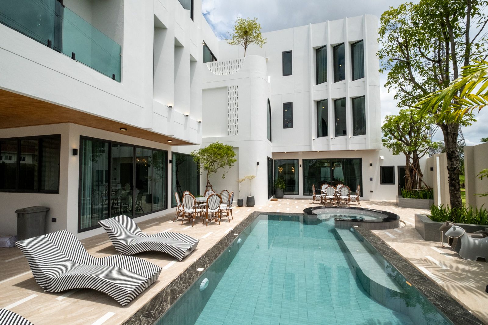 Exquisite New 3-Story Residence: Prime Chiang Mai Location & High-End Finishes-TNP-D1224