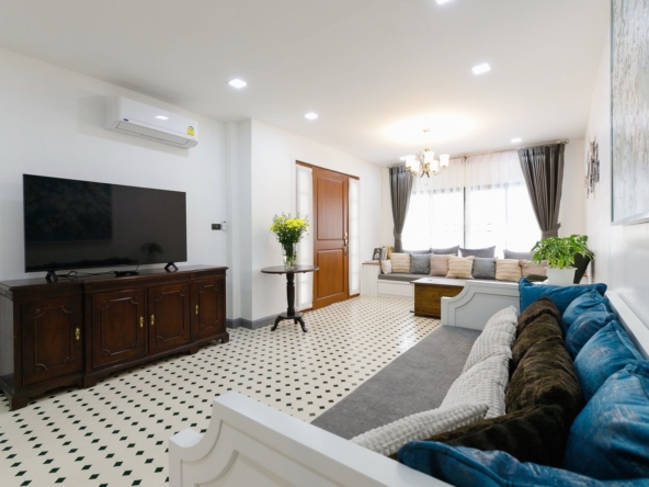Exquisite Chiang Mai Residence on Canal Road-TNP-D1214
