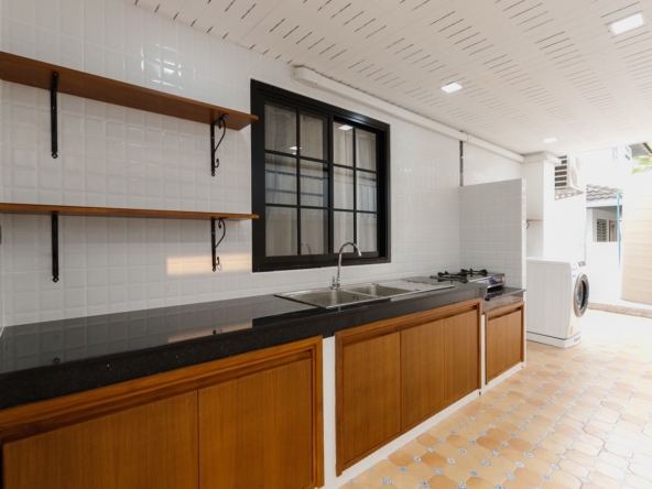 Exquisite Chiang Mai Residence on Canal Road-TNP-D1214