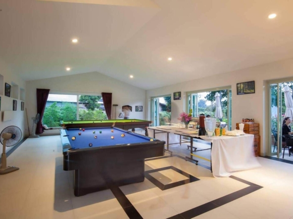 Spacious 6 Bedroom Villa in San Pa Tong-TNP-D589
