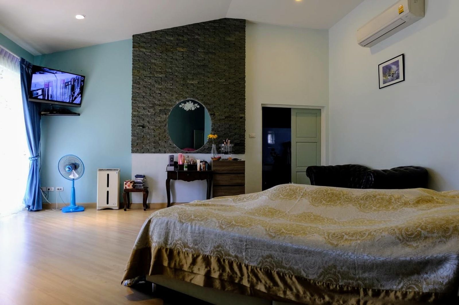 Spacious 6 Bedroom Villa in San Pa Tong-TNP-D589
