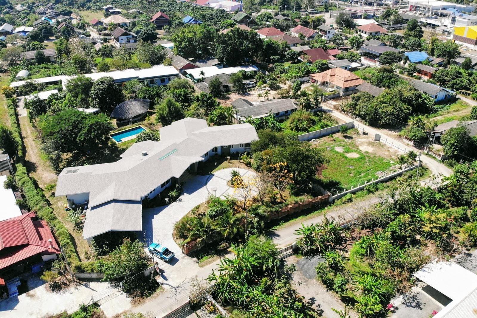 Spacious 6 Bedroom Villa in San Pa Tong-TNP-D589