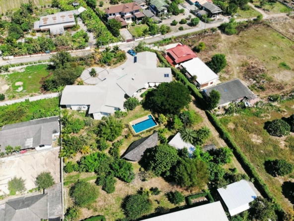 Spacious 6 Bedroom Villa in San Pa Tong-TNP-D589