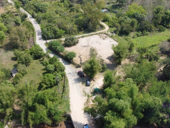 Land for sale 2 Rai 2 Ngan 36 Sqw near Four season hotel and Tiger Kingdom