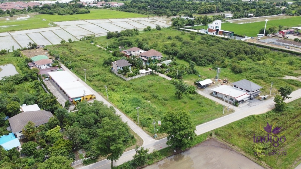Land for sale 3 rai 60 wah. Prime location in